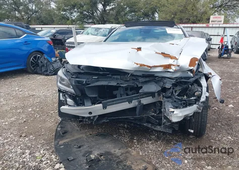 2015 Hyundai Genesis 3.8 from USA, damaged, VIN KMHGN4JE3FU035579